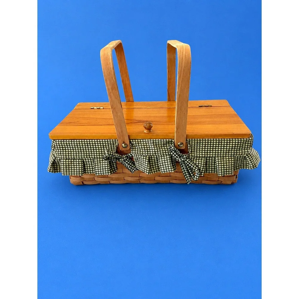 Hinged Type Lid Vintage Wood Wicker Picnic Basket w/Handle Green Plaid Lining